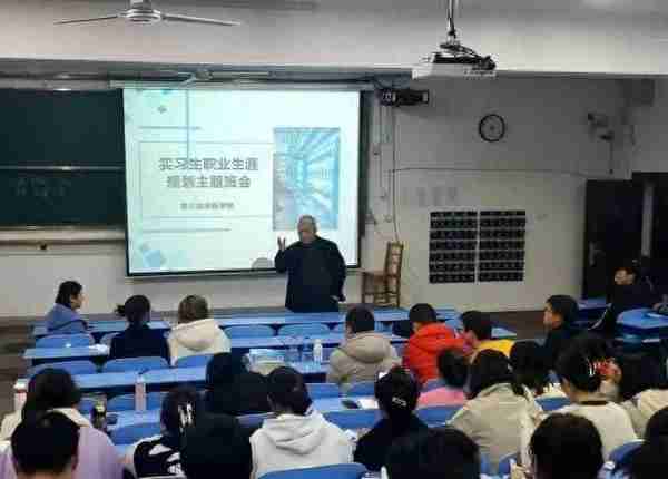 点赞！属于南昌大学第三临床医学院的“学霸班级”！考研升学率达到70%！